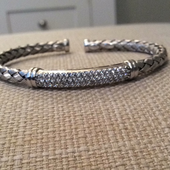 Jewelry - 925 Silver and diamond chip Bracelet.